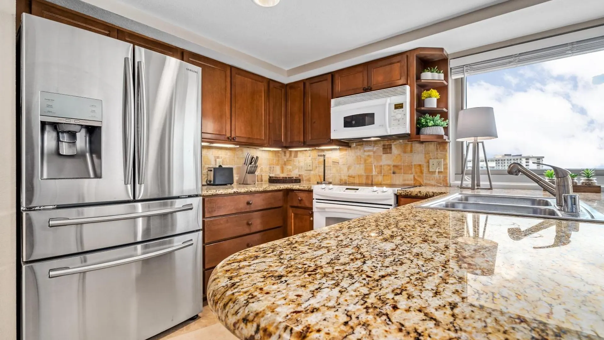 هونولولو Luana Waikiki Private Apartments
